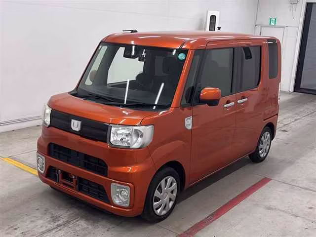 DAIHATSU WAKE