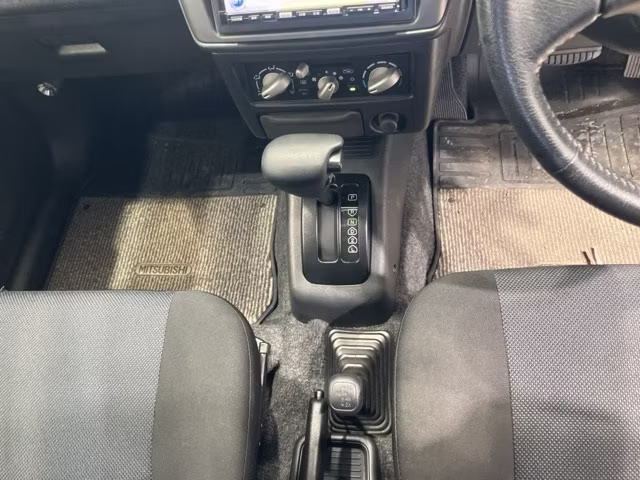 MITSUBISHI PAJERO MINI