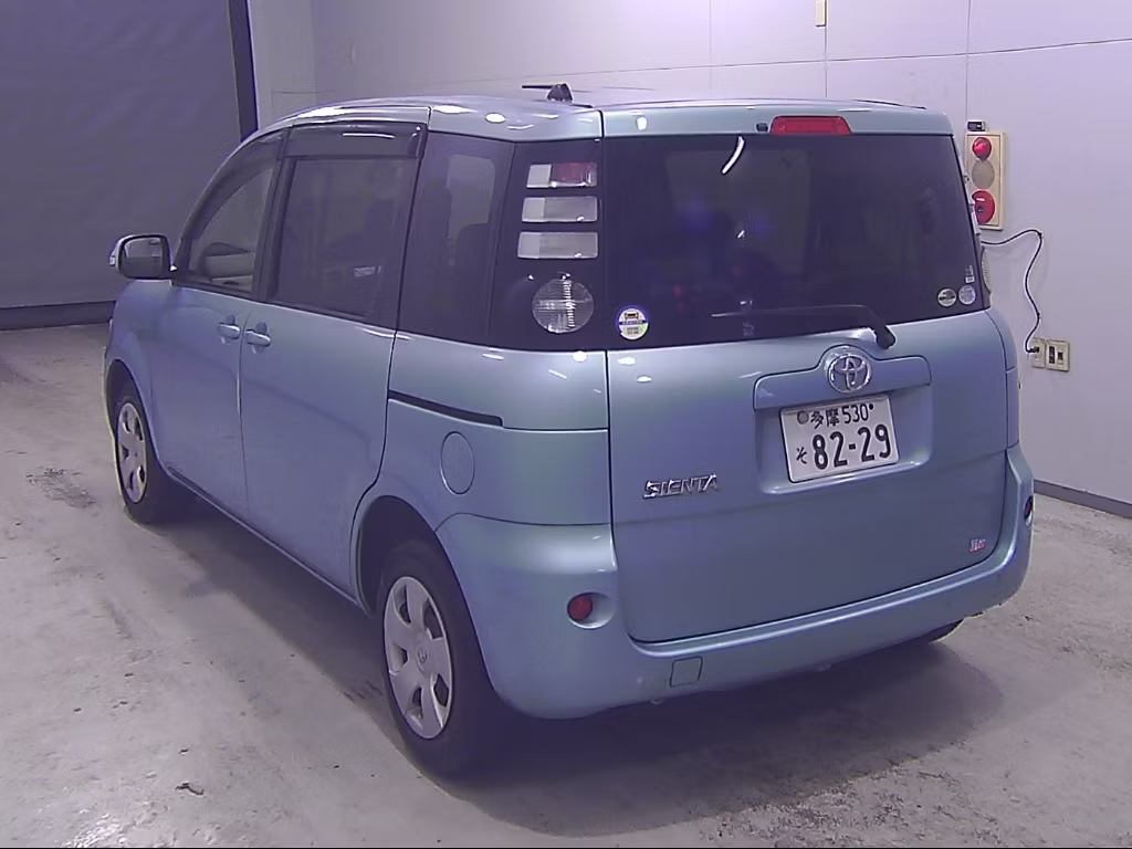 TOYOTA SIENTA