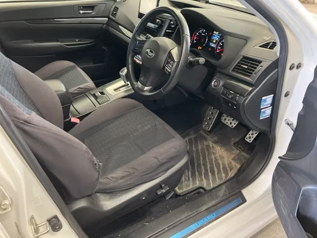 SUBARU LEGACY