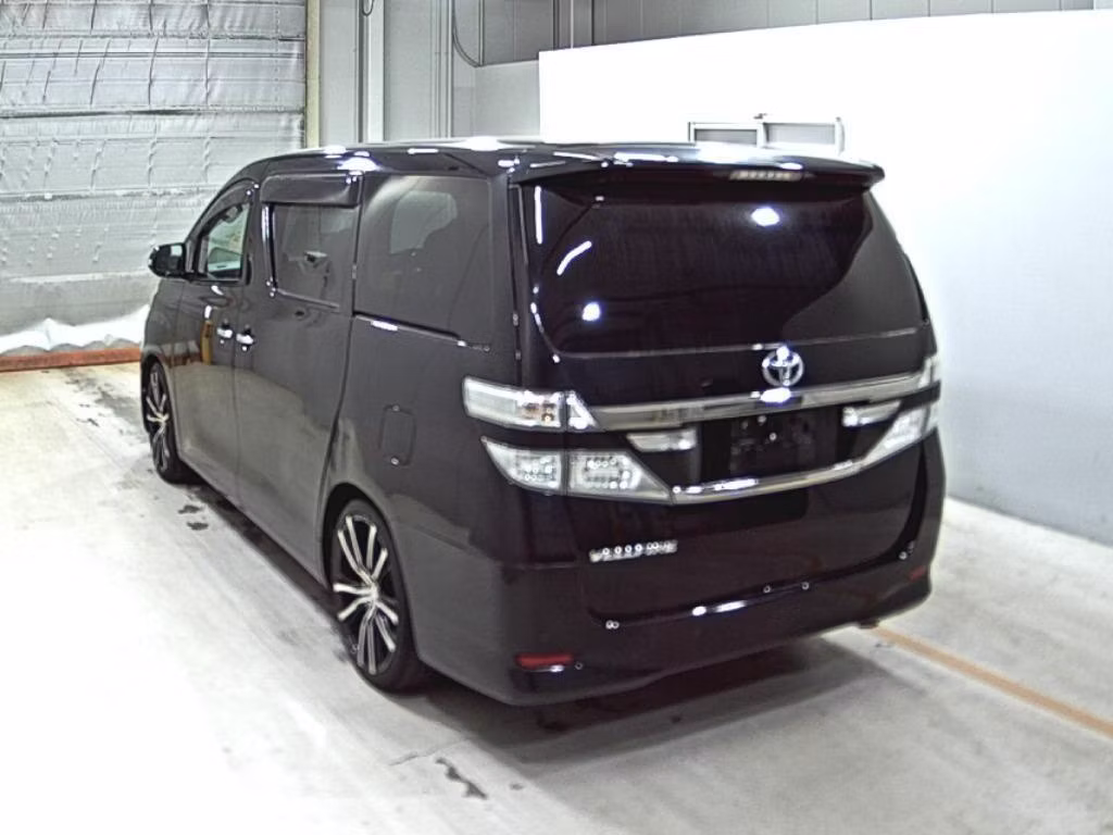 TOYOTA VELLFIRE