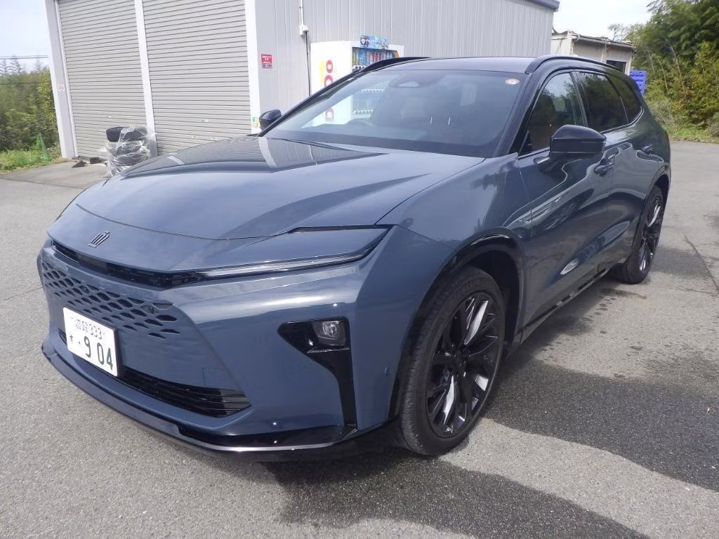 TOYOTA CROWN