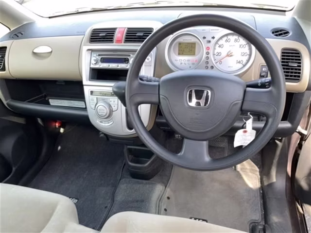 HONDA LIFE