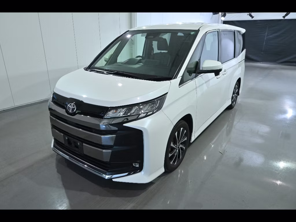 TOYOTA NOAH