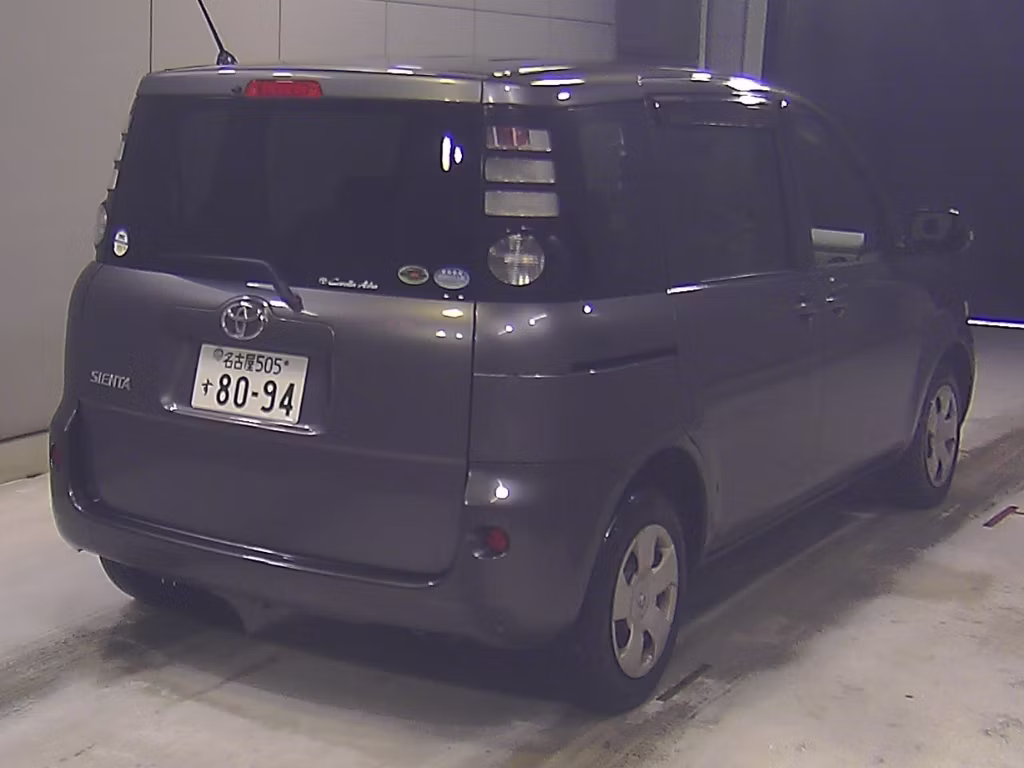 TOYOTA SIENTA