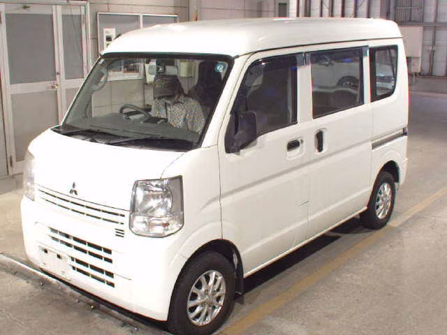 MITSUBISHI MINICAB