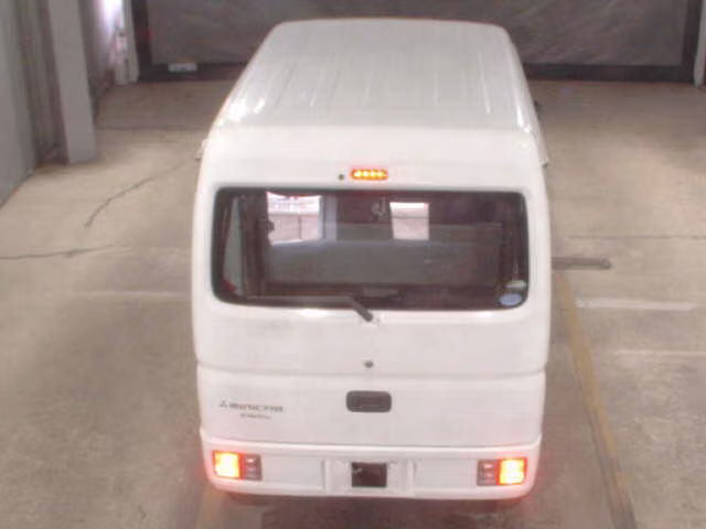 MITSUBISHI MINICAB