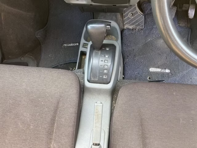 MITSUBISHI TOWN BOX
