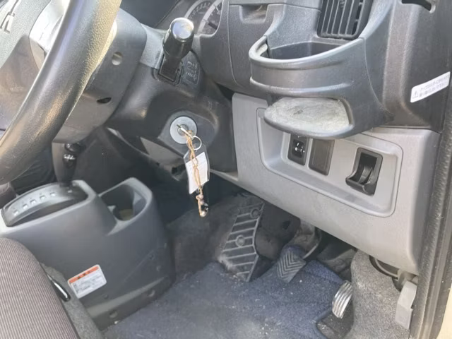 MITSUBISHI TOWN BOX