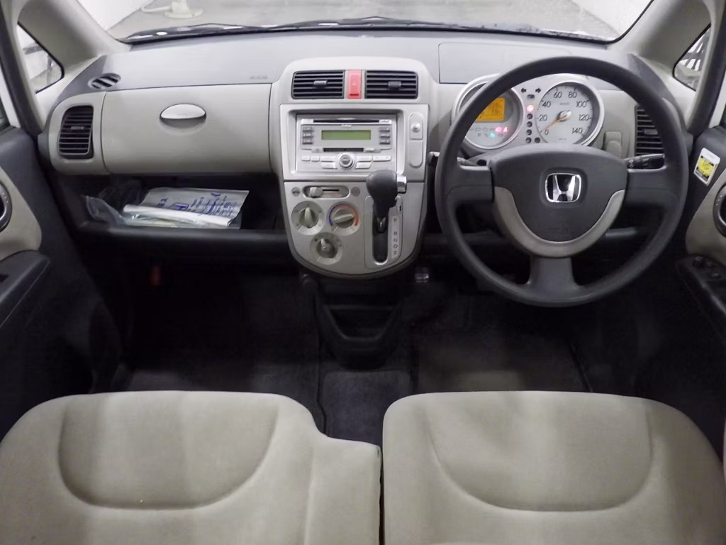 HONDA LIFE