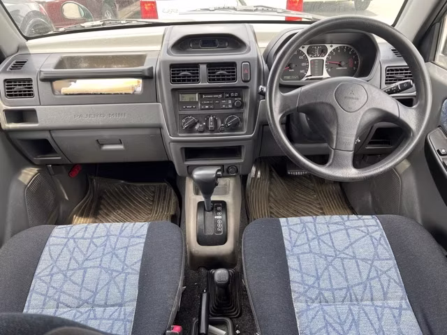 MITSUBISHI PAJERO MINI