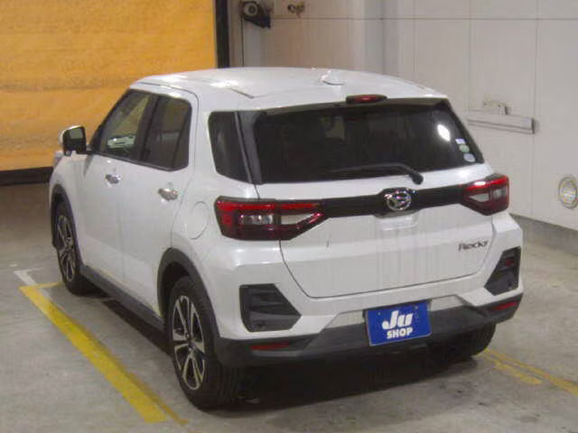 DAIHATSU ROCKY