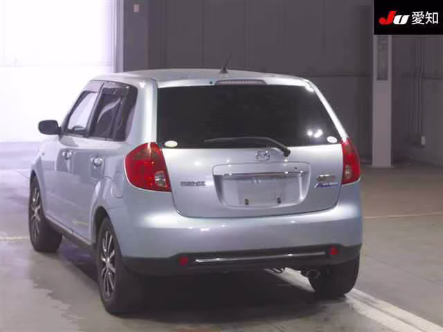 MAZDA VERISA