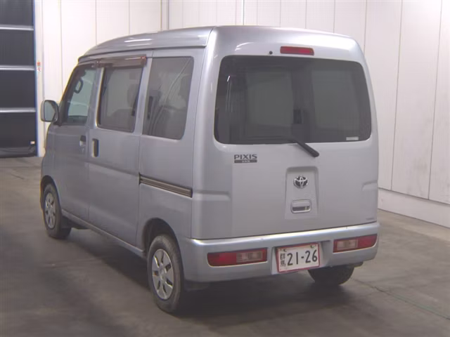 TOYOTA PIXIS VAN