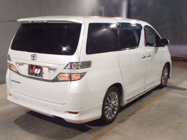 TOYOTA VELLFIRE
