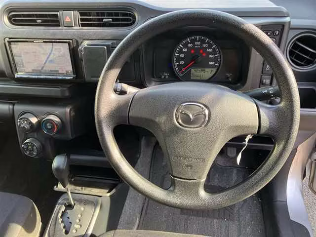 MAZDA FAMILIA