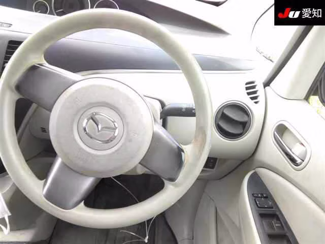 MAZDA BIANTE
