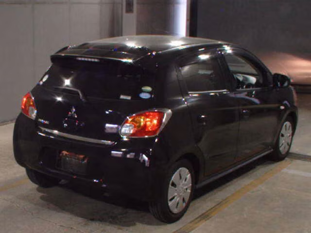 MITSUBISHI MIRAGE