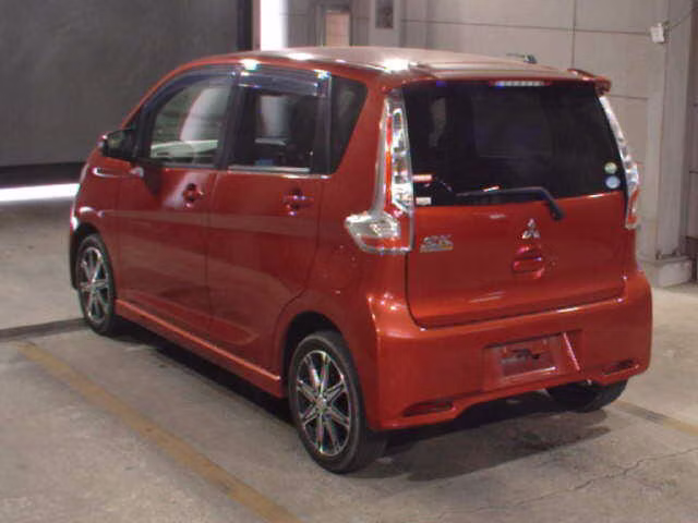 MITSUBISHI EK CUSTOM