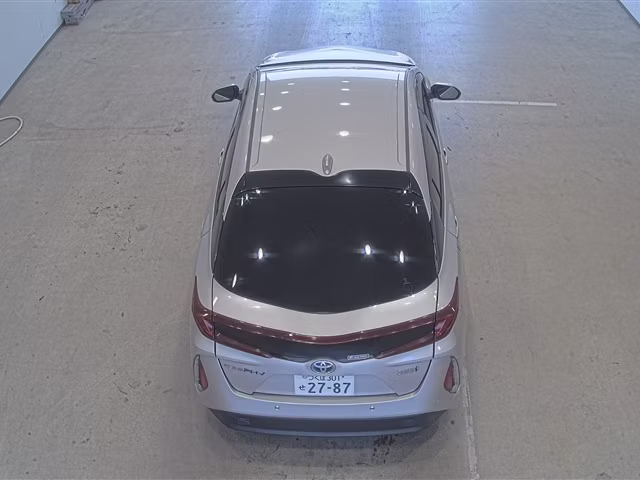 TOYOTA PRIUS PHV
