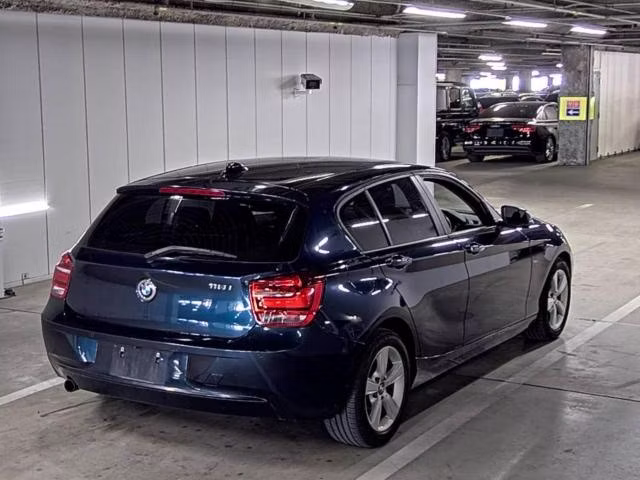 BMW 1-SERIES