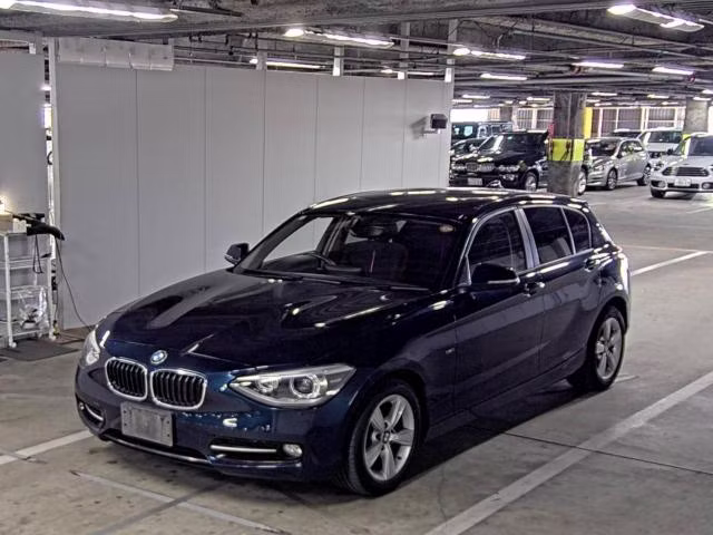 BMW 1-SERIES