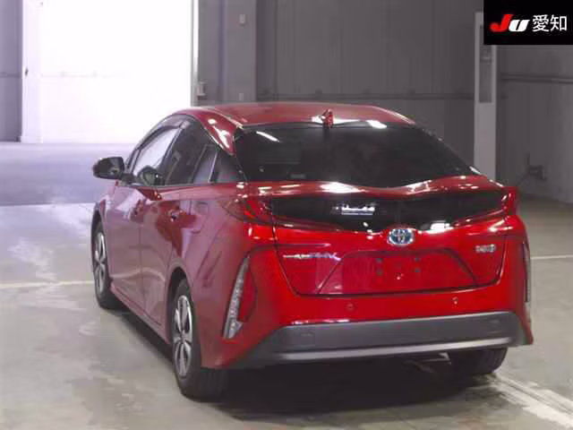 TOYOTA PRIUS PHV