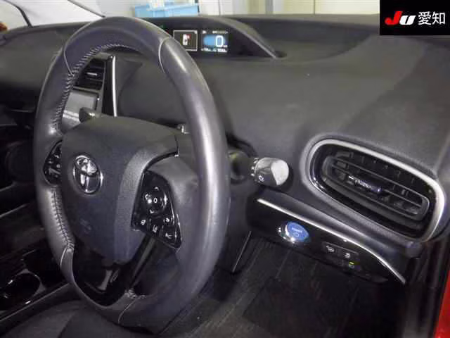 TOYOTA PRIUS PHV