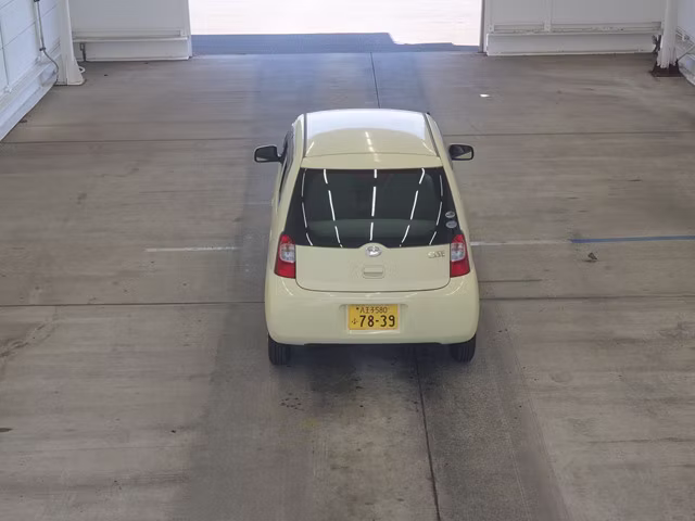 DAIHATSU ESSE