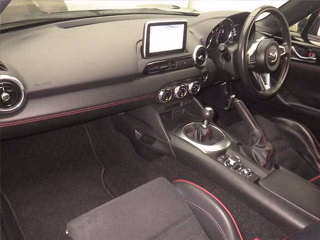MAZDA MX-5