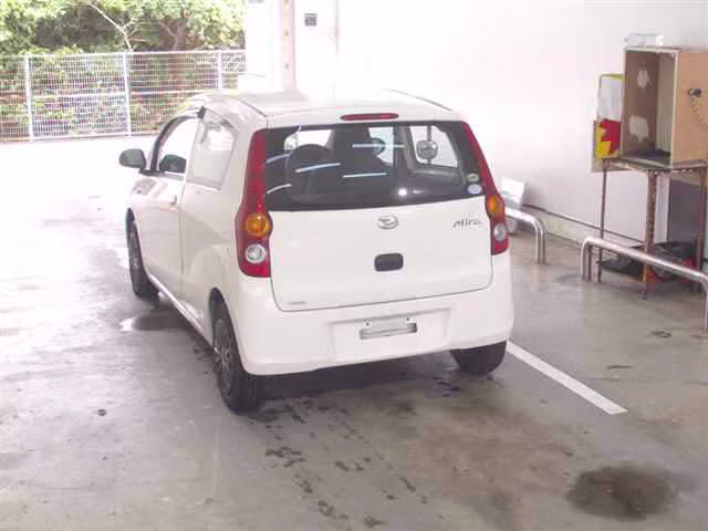 DAIHATSU MIRA