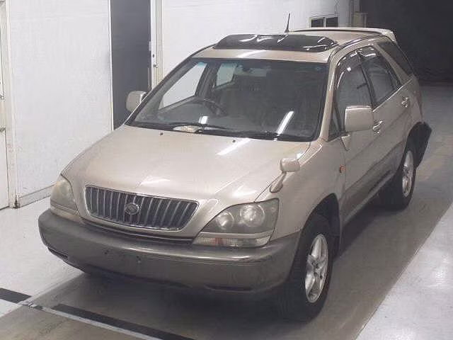 TOYOTA HARRIER