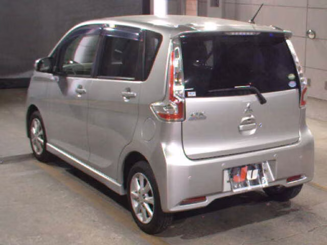 MITSUBISHI EK CUSTOM