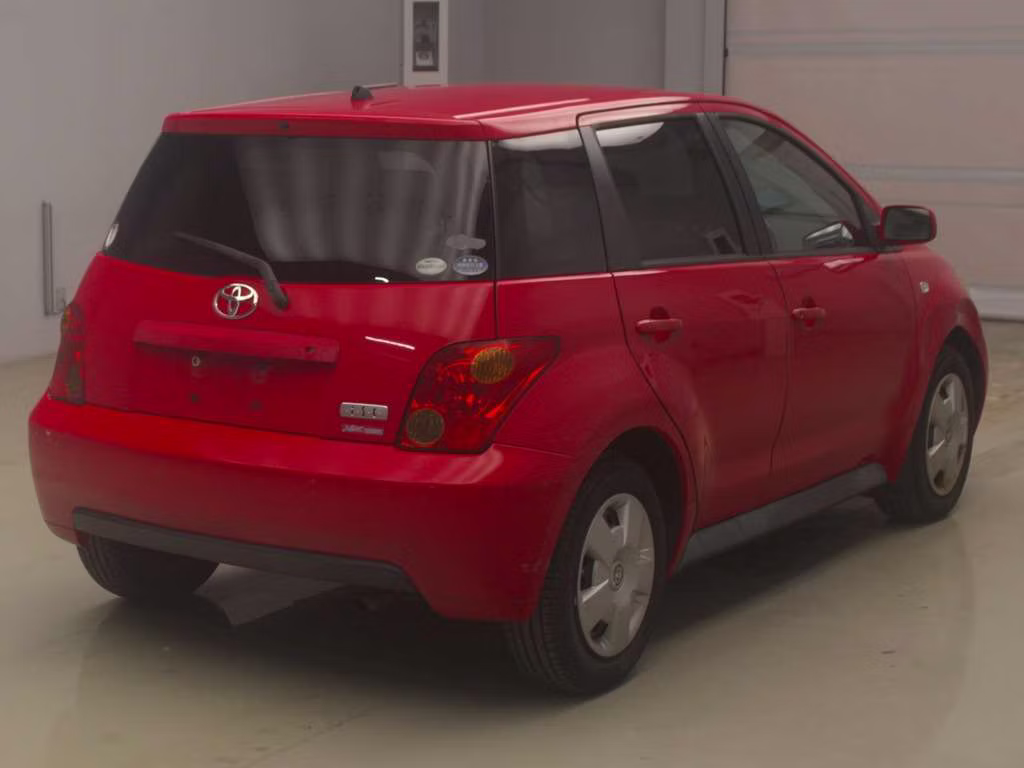 TOYOTA IST