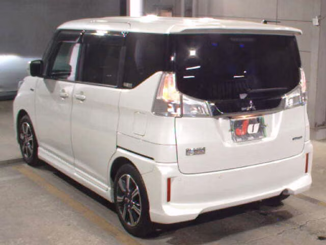 MITSUBISHI DELICA D:2
