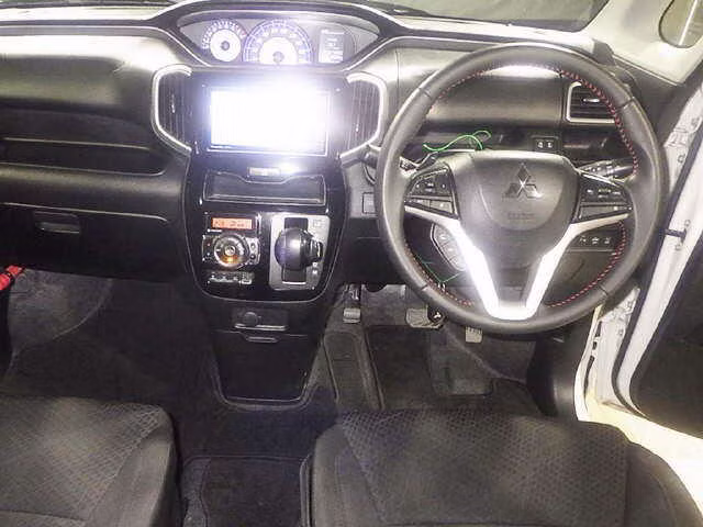MITSUBISHI DELICA D:2
