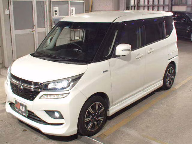 MITSUBISHI DELICA D:2