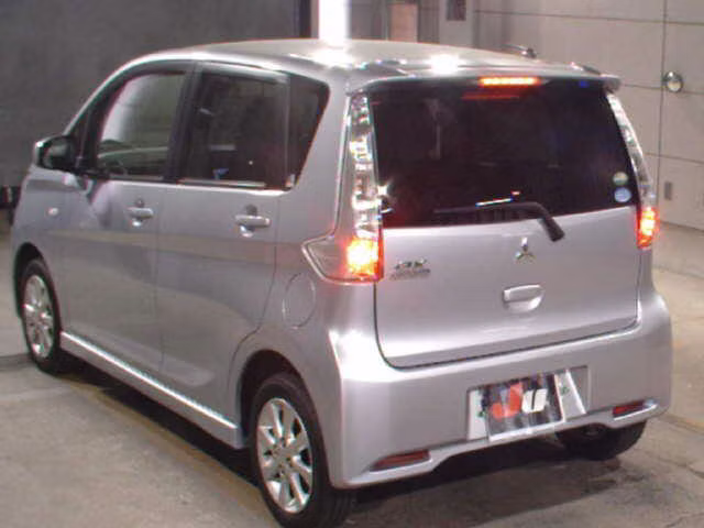 MITSUBISHI EK CUSTOM