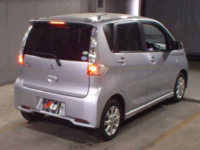 MITSUBISHI EK CUSTOM