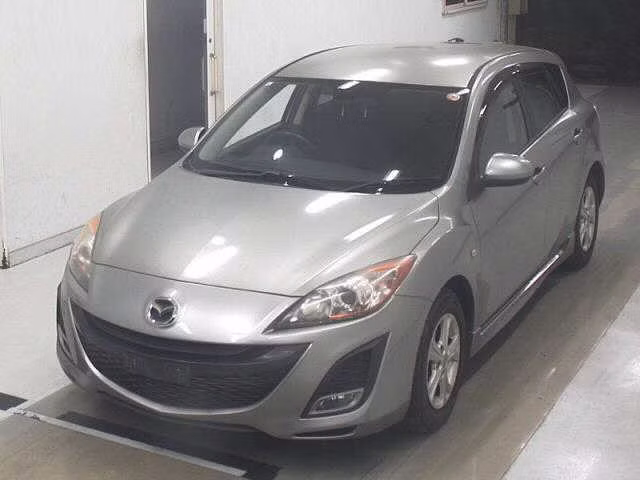 MAZDA AXELA