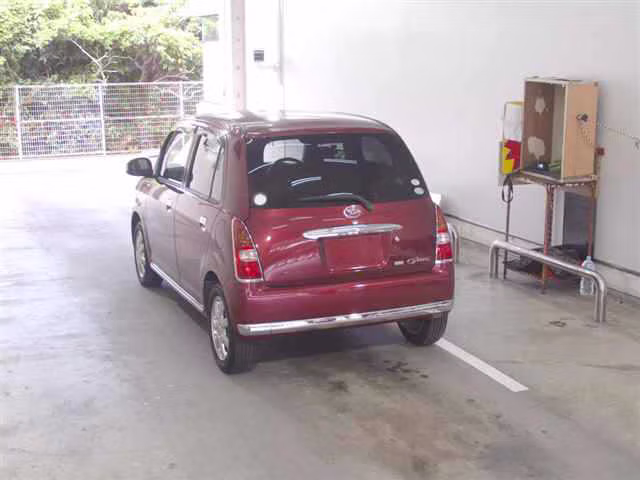DAIHATSU MIRA GINO