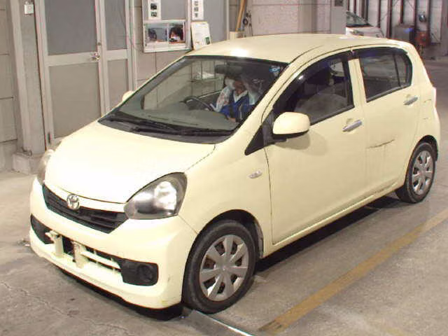 TOYOTA PIXIS EPOCH