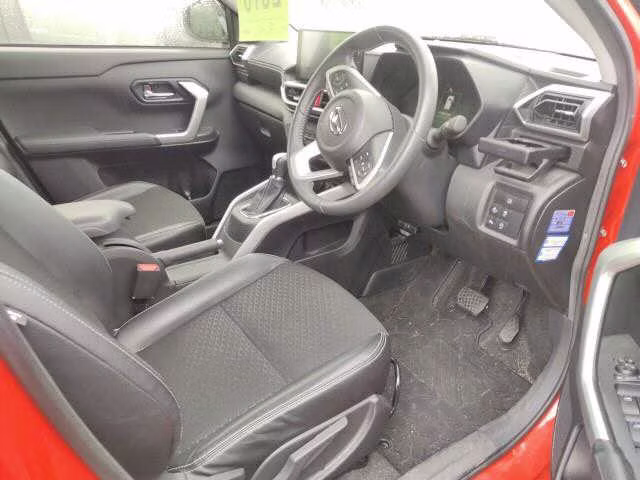 DAIHATSU ROCKY