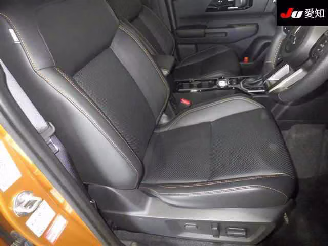 MITSUBISHI TRITON