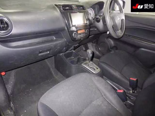 MITSUBISHI MIRAGE