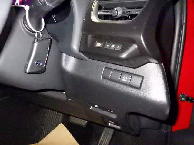 LEXUS UX250H