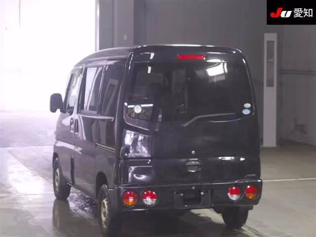 MITSUBISHI MINICAB