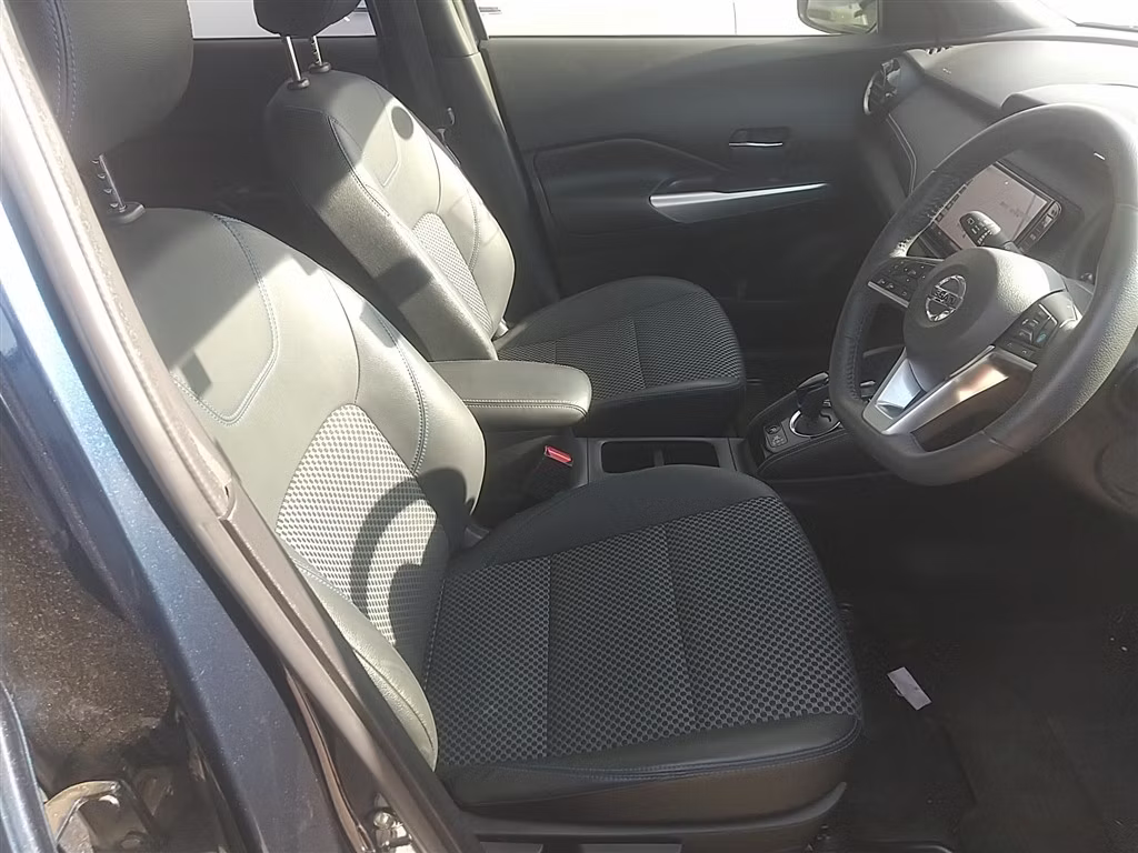 NISSAN KICKS