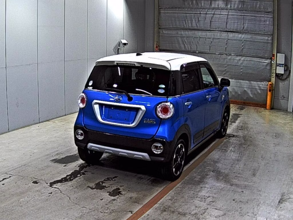 DAIHATSU CAST