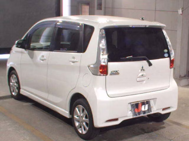MITSUBISHI EK CUSTOM